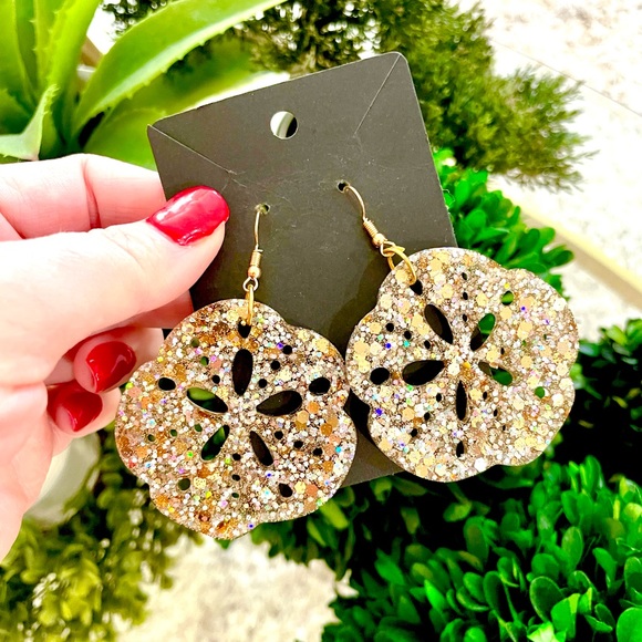 Acrylic Sand Dollar Dangle Earrings - Picture 3 of 3